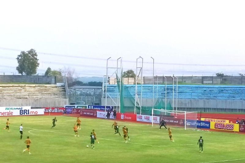 Gol akrobatik Paulo Victor antarkan Persebaya kandaskan Bhayangkara FC
