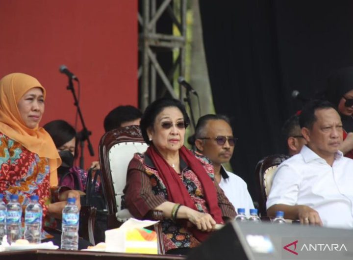 Megawati dan sejumlah tokoh hadiri peringatan 9 tahun UU Desa