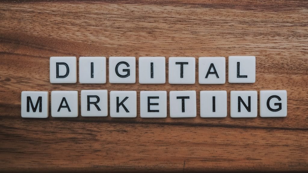 http://www.socialbusinesswriter.com/
