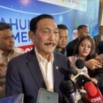 Luhut sarankan Prabowo ambil jalan tengah soal UMP 2026