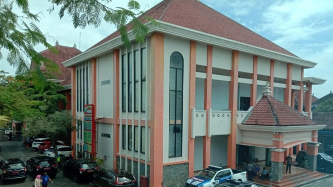 advokat pengacara publik