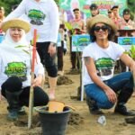 Khofifah ajak masyarakat masifkan gerakan tanam mangrove