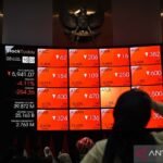 IHSG melemah ikuti bursa global dipicu harga minyak-tensi geopolitik
