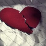 10 Cara move on setelah putus cinta yang sehat dan efektif