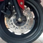 Bolehkah menyiram rem cakram yang panas? Ini penjelasannya