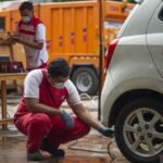 Knalpot mobil keluar asap berlebih? Ini penyebab dan cara mengenalinya