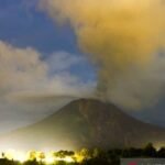 Gunung Sinabung Siaga, Pemkab Karo evakuasi warga dua desa