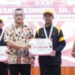 Legislator beri bonus untuk atlet Jakbar peraih juara umum POPPROV