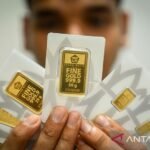 Harga emas Antam pada Senin turun tipis Rp2.000 jadi Rp2,602 juta/gr