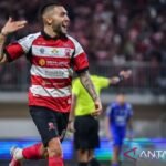 Madura United incar kemenangan di kandang Persebaya