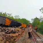 Dua kereta api kecelakaan di Stasiun Talang Baru OKU