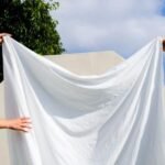 6 Cara Menyimpan Bahan Linen Putih agar Tak Menguning, Hindari Pakai Pelembut Pakaian