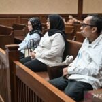 Tiga terdakwa kasus korupsi BPJS Ketenagakerjaan hadapi sidang putusan