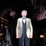 Penyanyi tenor Andrea Bocelli gelar konser megah di Candi Borobudur